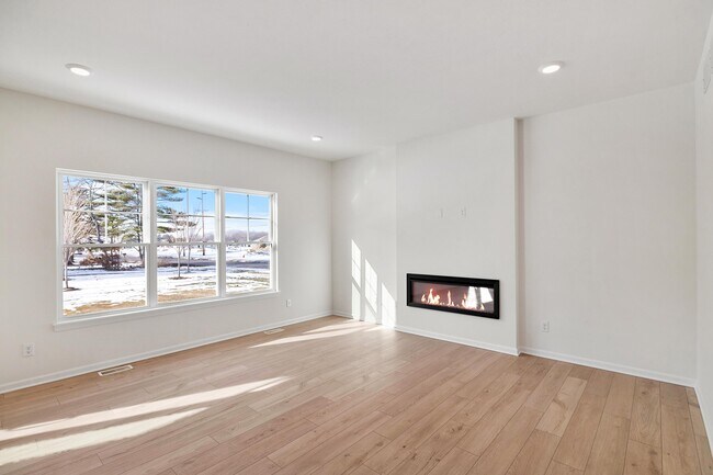 11704 Park St, Winfield, IN 46307 - photo 4