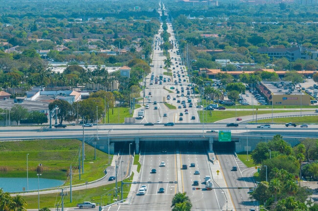 In Kenland, Kendall Drive meets the Palmetto Expressway, providing residents with quick access to Miami’s major highways.