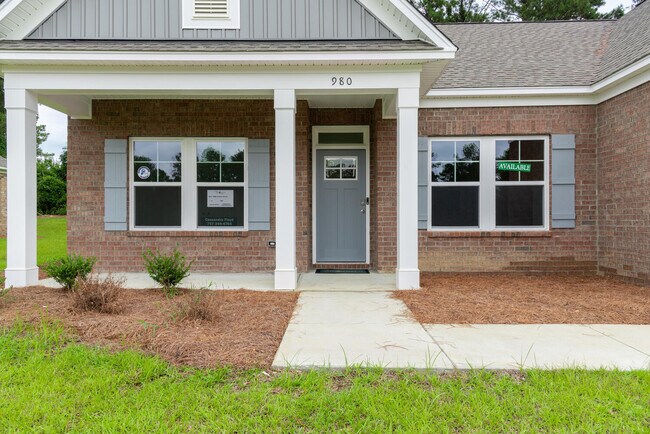 980 Curlew Cir, Sumter, SC 29150 - photo 2