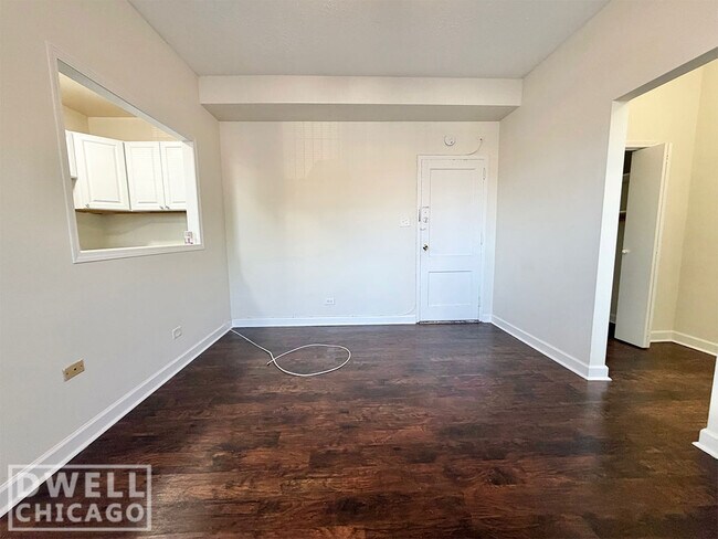 3350 N Marshfield Ave unit S, Chicago, IL 60657 - photo 7