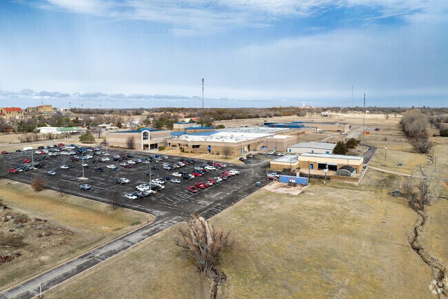 Winfield offers the USD 465 School district.