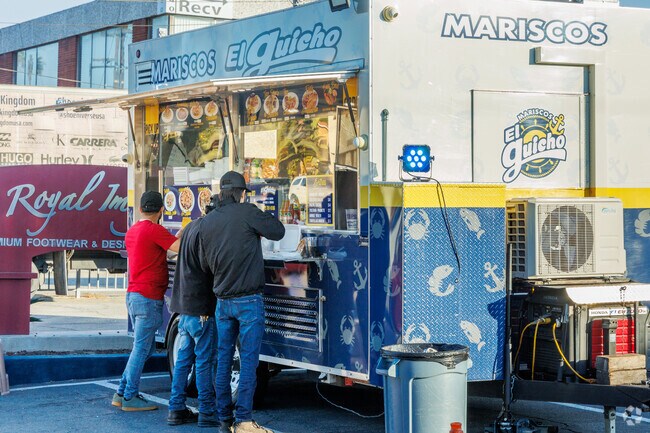 Mariscos el Guicho serves seafood delicacies from a mobile kitchen in Paramount.