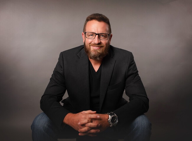 Agent Photo