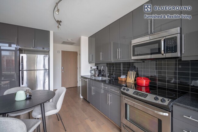 1328 14th St NW unit FL6-ID161, Washington, DC 20005 - photo 5