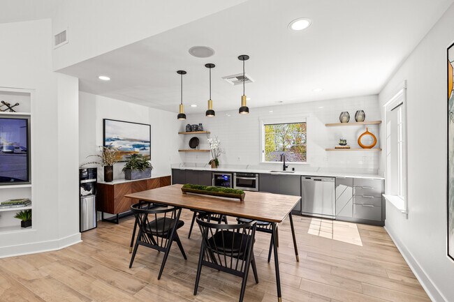 Overlook at Westridge, Seattle, WA 98106 - photo 3