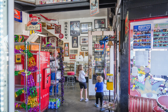 For over 80 years, Janie’s Pastry Shop has delighted Brookhaven with fresh-baked goods.