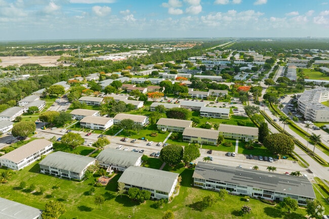About Century Village-West Palm Beach | Schools, Demographics, Things - Cano Health - Century Village West Palm