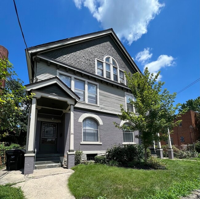352 Shiloh St unit 2, Cincinnati, OH 45220 - photo 2