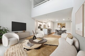 137 Hollow Tree Ridge Rd, Darien, CT 06820