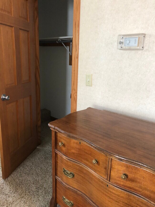 130 Walnut St unit C, Findlay, OH 45840 - photo 6