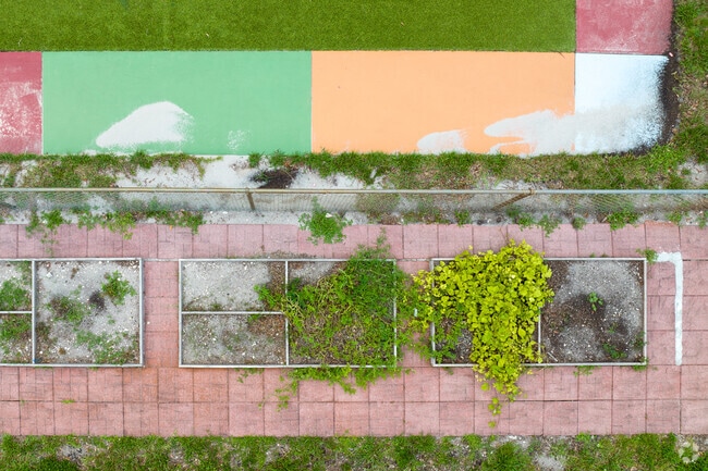 Students can test out their green thumb at Garden Of The Sahaba Academy.