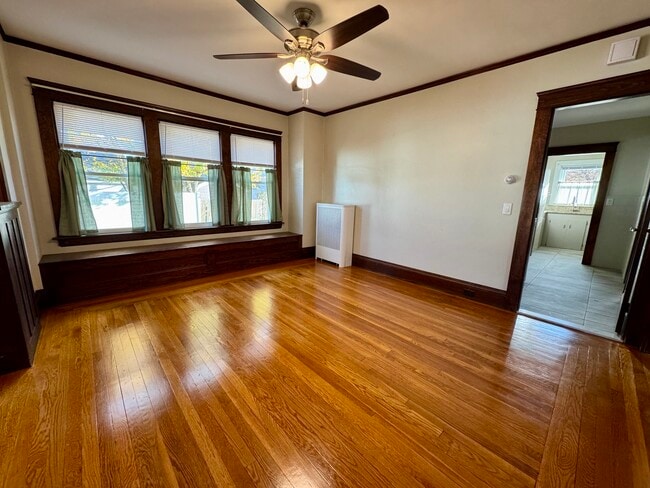 16 Davis Ave unit 1, Cranston, RI 02910 - photo 5