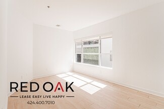 939 Palm Ave Unit 304, West Hollywood, CA 90069