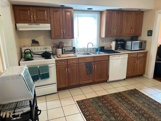 50 Westbury Park Rd, Watertown, CT 06795