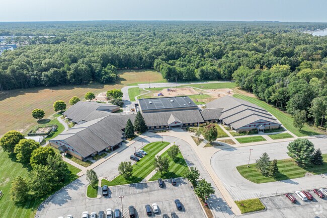 Shoreline Elementary School is located in Whitehall, Michigan.