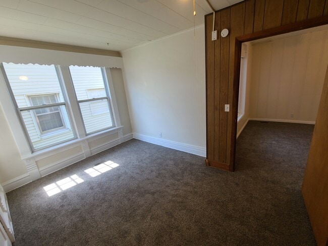 512 S Franklin St unit 1, Kirksville, MO 63501 - photo 3