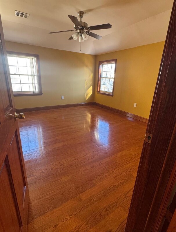 85-19-8239 239th St, Queens, NY 11426 - photo 6