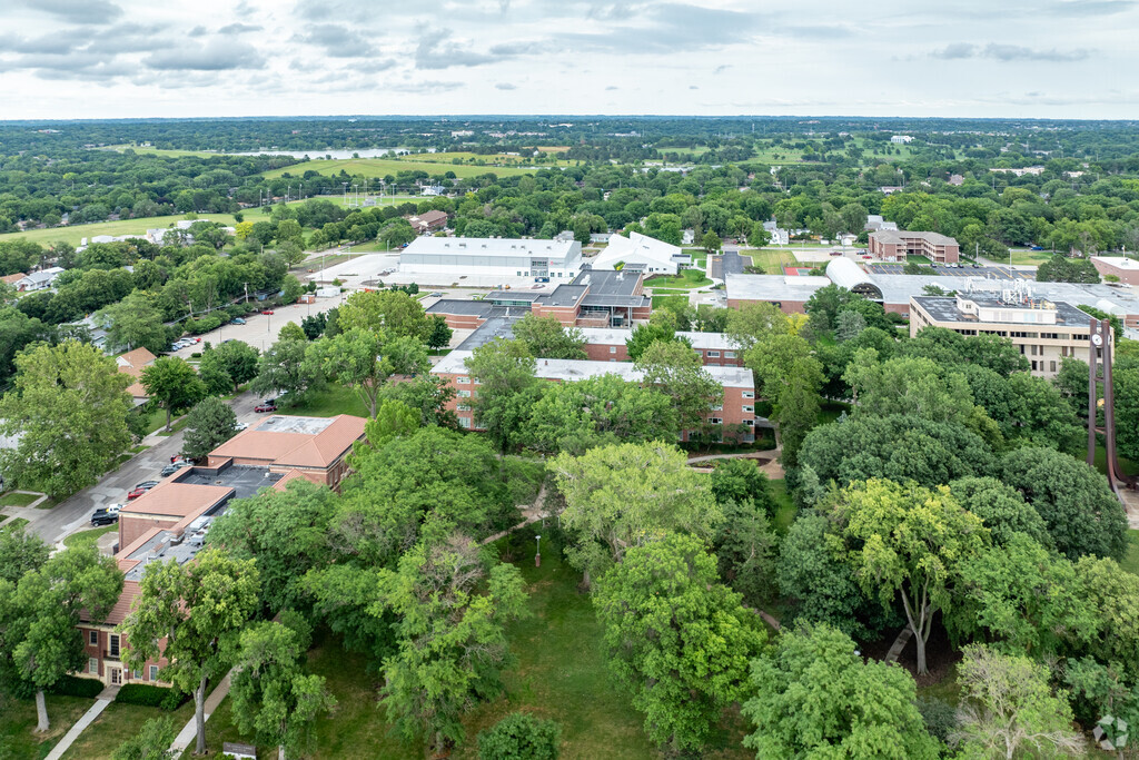 George Stone Elementary School is located on the Union Adventist University campus.