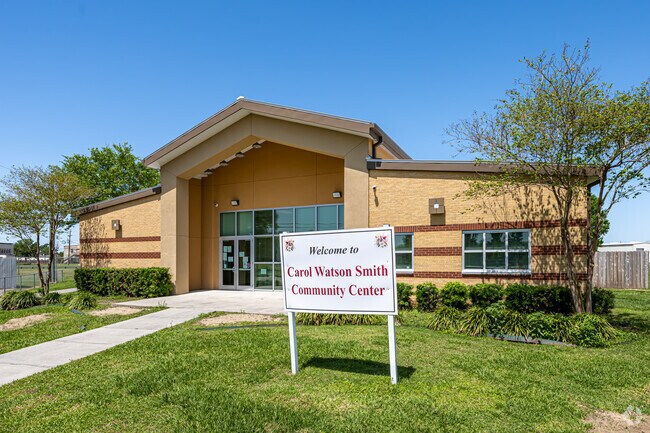 The Woodmere Park Community Center host the Woodmere Civic Association.