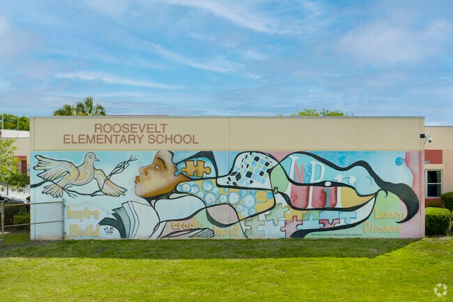 Roosevelt Elementary School has an art mural to look at.