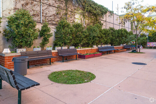 Corona Arts And Sciences Academy has a relaxation area for parents and students.
