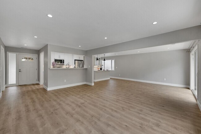 1 Sharilyn Ln, Novato, CA 94947 - photo 6