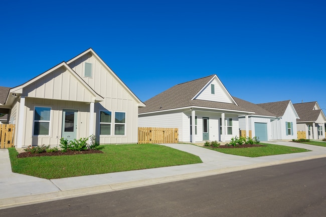 Cypress Point Cottages, Gonzales, LA 70737 - photo 2