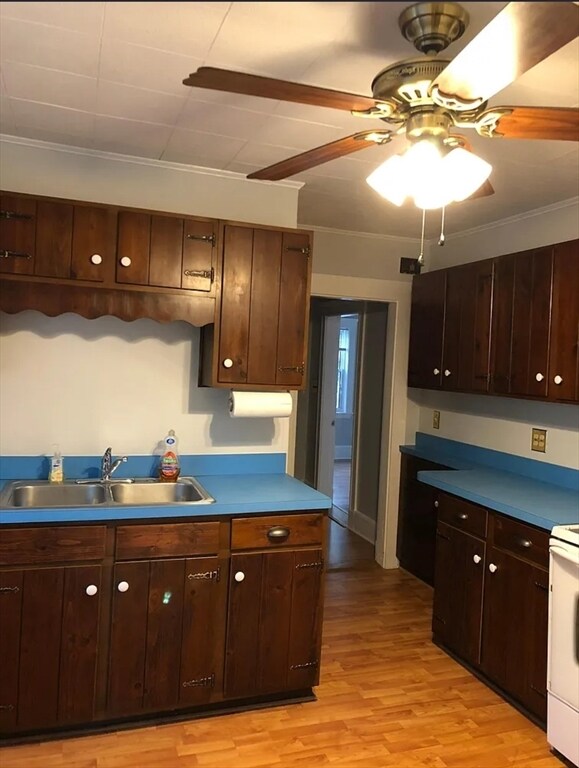 21 Whitney Rd Unit 1, Quincy, MA 02169