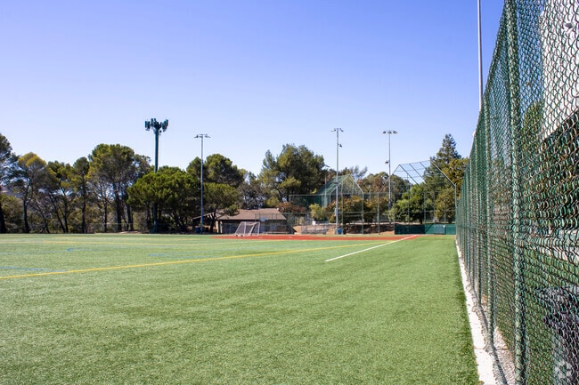 Highlands Park features a multi-sports field in the neighborhood of 
San Carlos