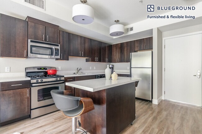 555 San Antonio Rd unit FL2-ID279, Mountain View, CA 94040 - photo 5