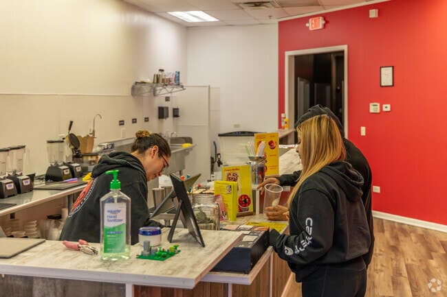 Encourage, in South Elgin is located within the Whispering Trail neighborhood.