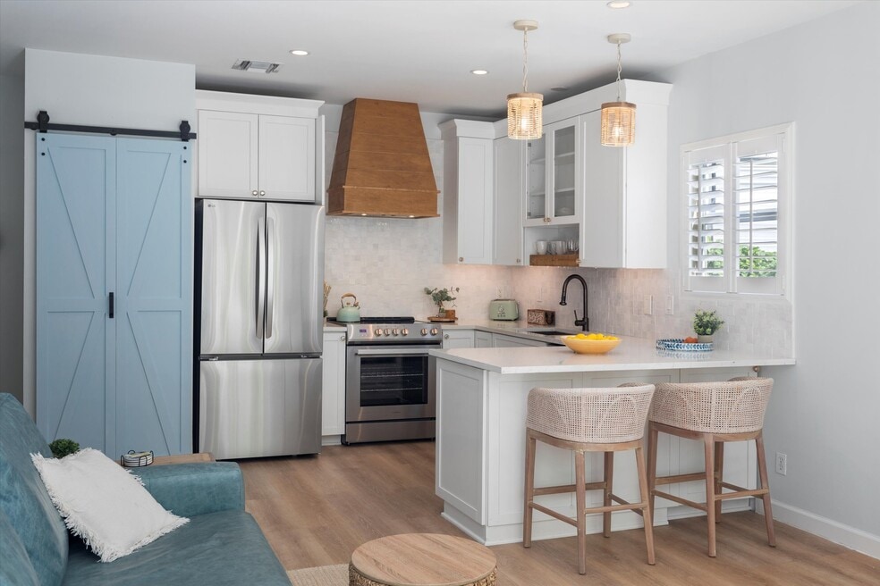 634 Louisa St, Key West, FL 33040 - photo 1