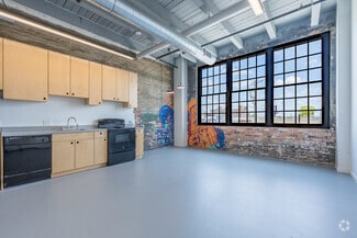 1331 Holden St, Detroit, MI 48202