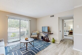 1701 Hillcrest Rd, Mobile, AL 36695