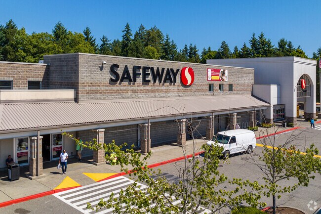 Residents can shop for all their grocery needs at the Safeway in West Renton Highlands.
