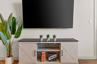 711 W Broadway Rd Unit ID1366983P, Tempe, AZ 85282