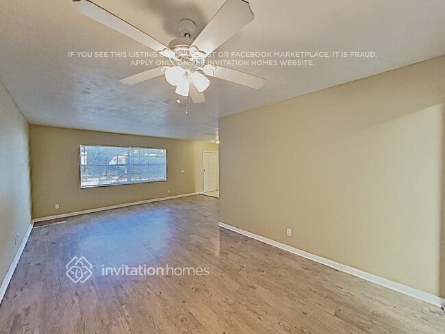 12718 Sebring Blvd, Tampa, FL 33618 - photo 5