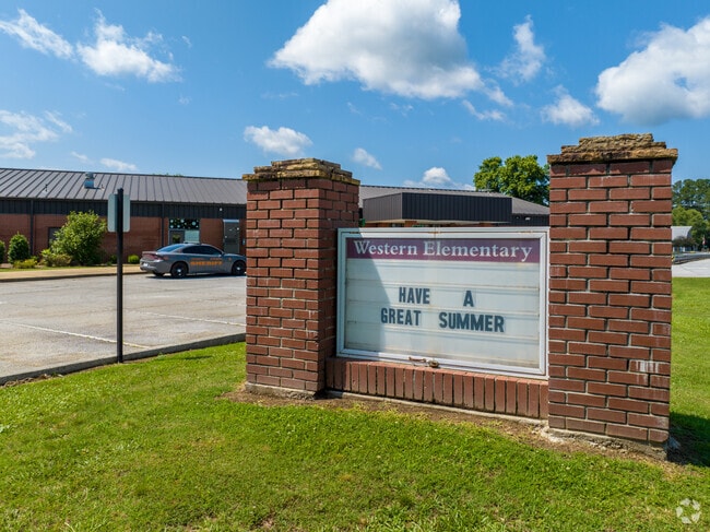 Western Elementary School is located at 1730 Welcome Rd, Newnan, GA 30264.