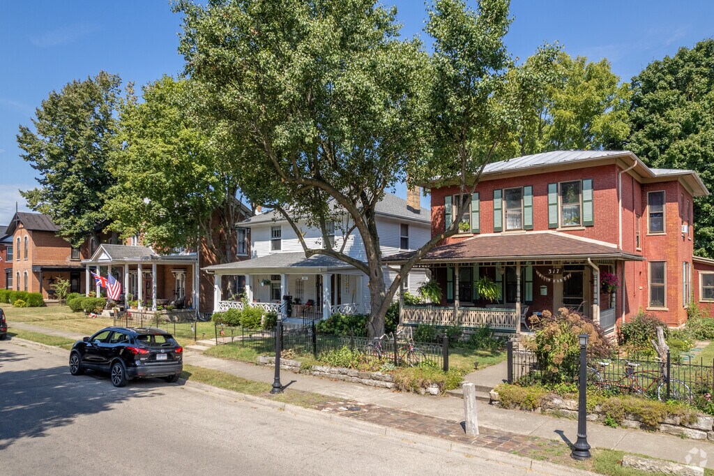 About Downtown Miamisburg Schools, Demographics, Things to Do