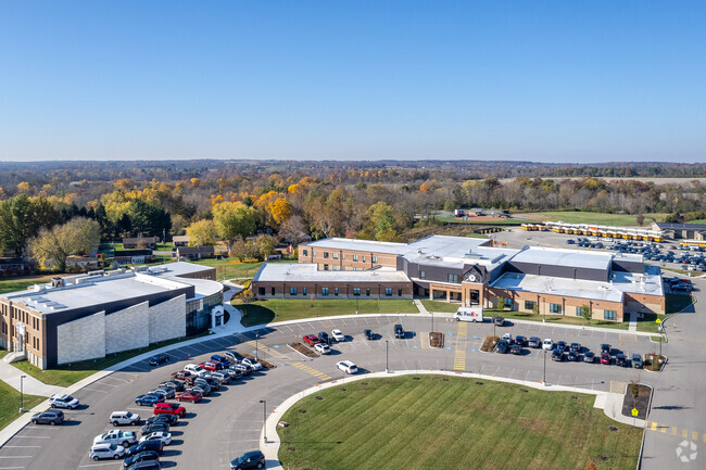 Waynesville Elementary School, Rankings & Reviews - Homes.com