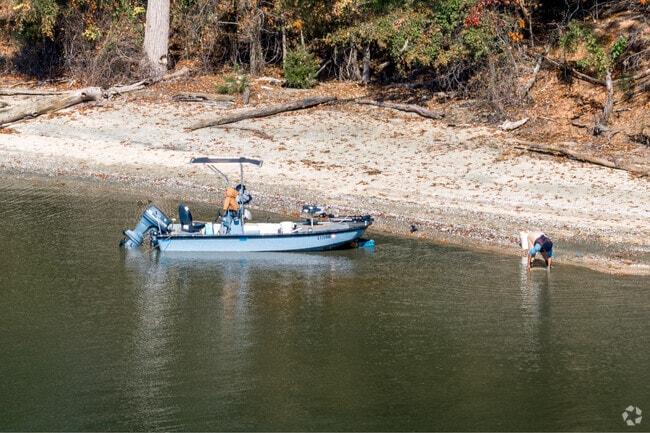 Tega Cay residents can choose a variety of ways to spend time on Lake Wylie.