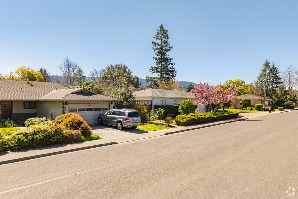 NH_BlossomValley_544305_042925_P2_CTB_v1