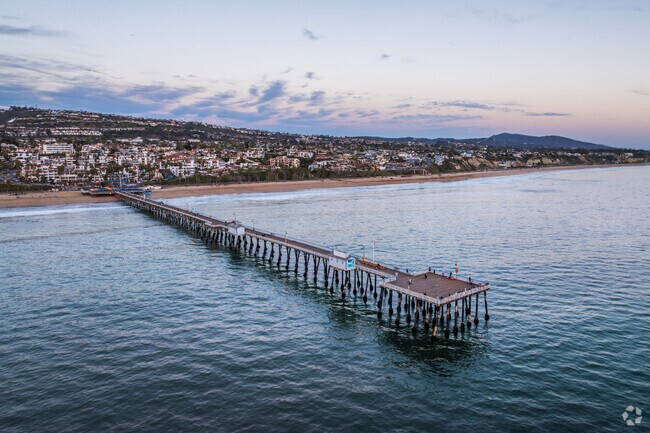 The San Clemente Pier is a local attraction near Forster Ranch.