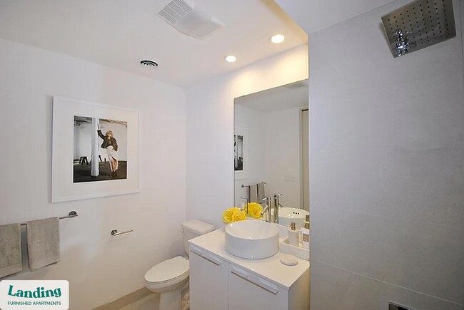 1210 Morse Ave unit 61, Royal Oak, MI 48067 - photo 2