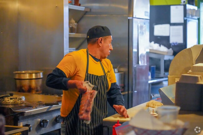 St. Anthony Park residents are all aware of the famous Uncle Franky's.