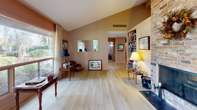 4980 Morven Rd, Jacksonville, FL 32210 - photo 2