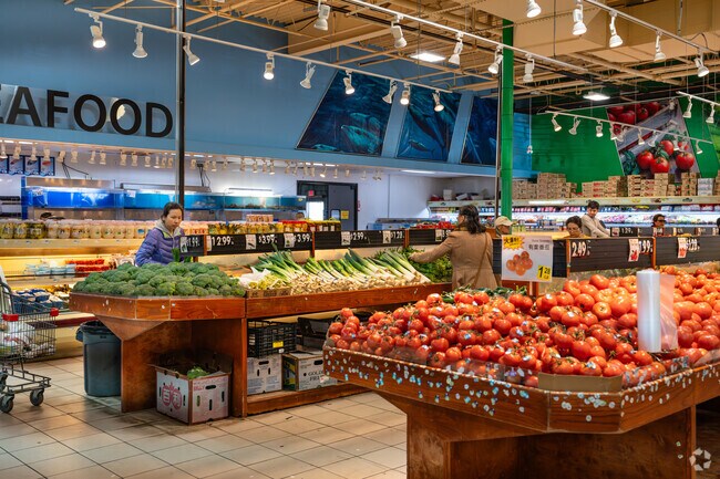 Seven Corners residents trust Good Fortune Supermarket for their grocery hauls.