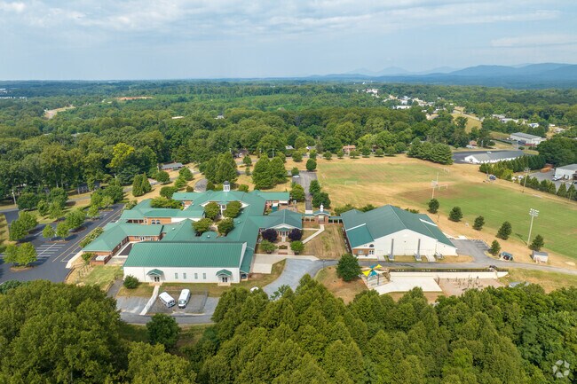 New Covenant School has a great teacher student ratio.