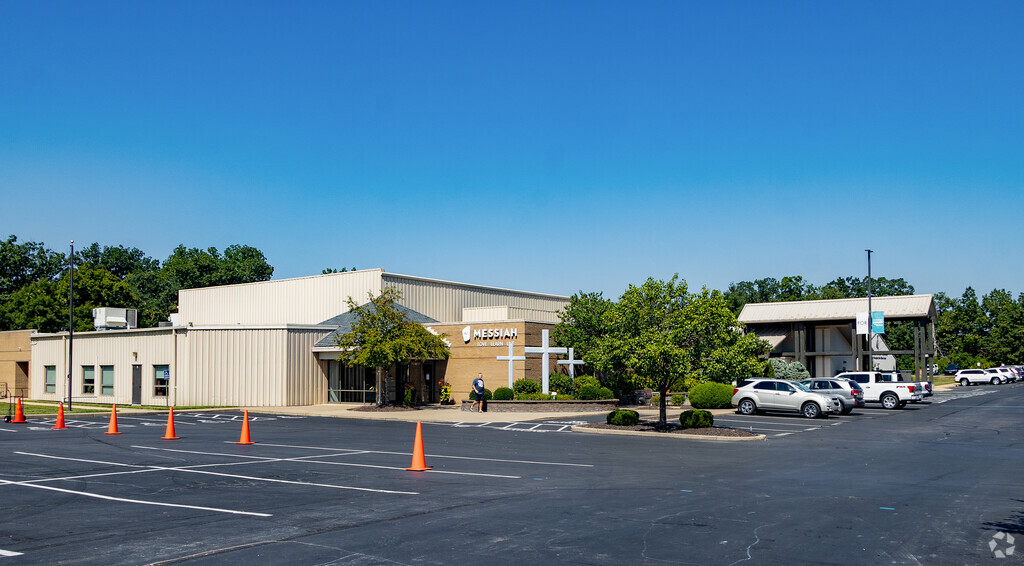 Messiah Lutheran School provides private education in the neighborhood of 
O'Fallon St. Charles