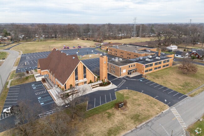 Our Lady of Perpetual Help School provides specialized educational opportunities to New Albany.